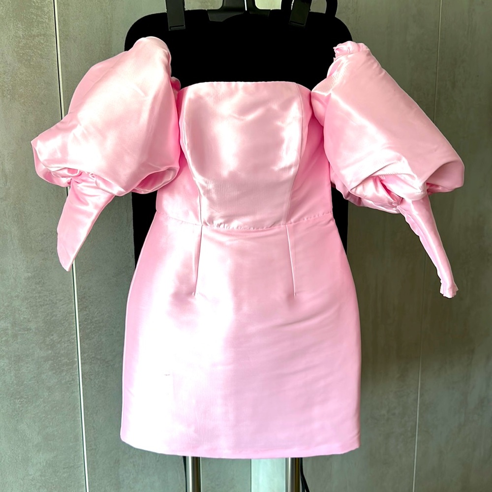 ASOS design Pink Puff Sleeve Mini Dress US Size 4 (fits more like a 0/2)